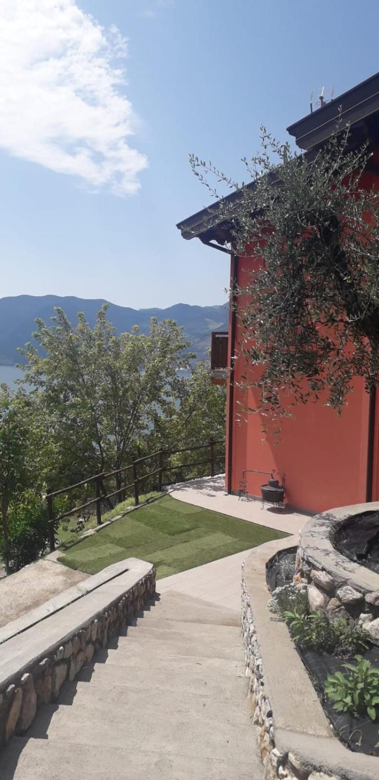 Agriturismo Cascina Lert Marone Exterior photo